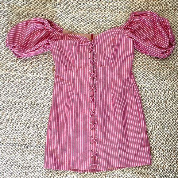 Wayf Dresses & Skirts - Rare NWT: WAYF off shoulder, lace up dress.